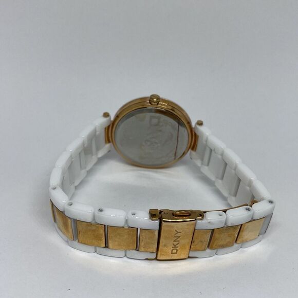DKNY Stanhope NY-2290 Women\'s Two Tone Bracelet Analog Silver Dial Watch MP685 main image 10